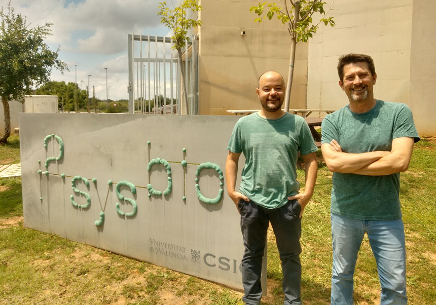 Investigadores del I2SysBio participantes en el estudio. Gustavo Lazzaro Rezende (izquierda) y David Martínez Torres (derecha).